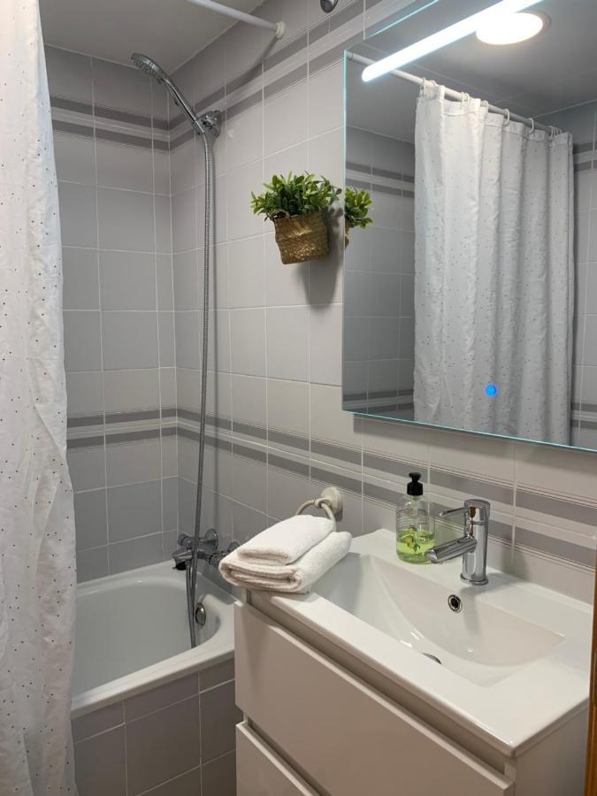 Apartamento Con Vistas Al Mar - Wifi - Aire Acondicionado Empuriabrava Exterior photo